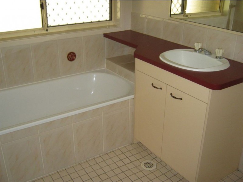 24 Naylor Drive, Tamborine QLD 4270