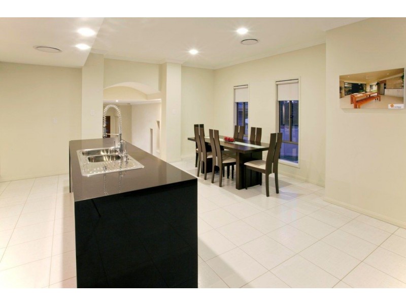 5 Wildwood Crescent, Jimboomba QLD 4280