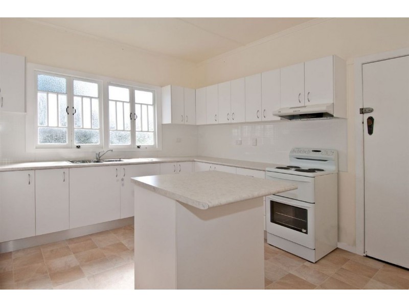 2 James Street, Beaudesert QLD 4285