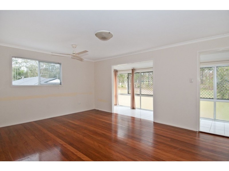 33A Hives Road, North Maclean QLD 4280