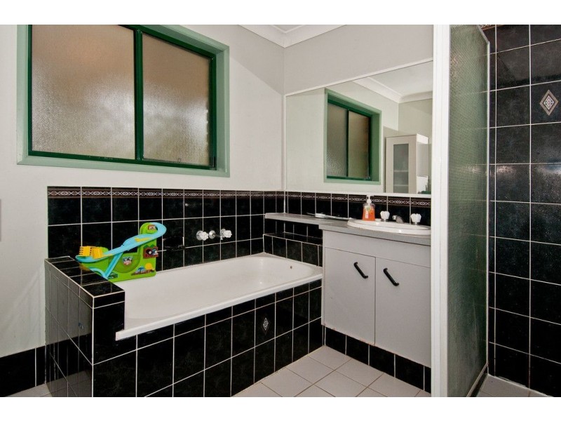 45 Errol Court, Cedar Grove QLD 4285