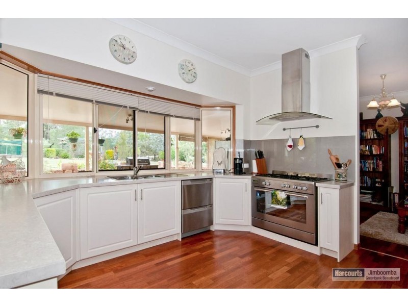 93 Michelle Drive, Cedar Grove QLD 4285