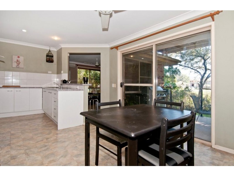 12 Picnic Place, Canungra QLD 4275