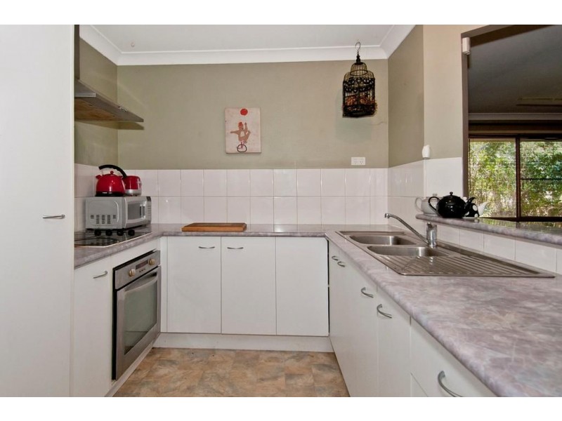 12 Picnic Place, Canungra QLD 4275