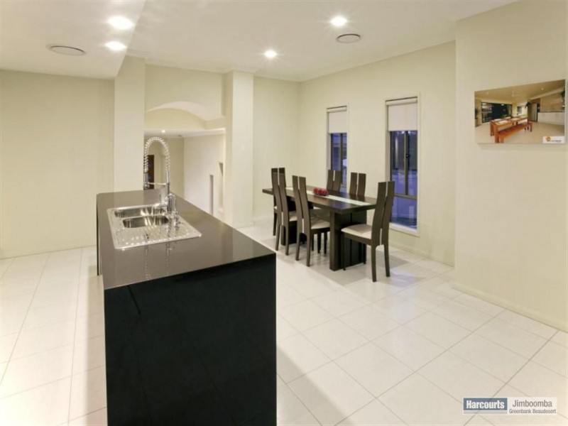 5 Wildwood Cresent, Jimboomba QLD 4280