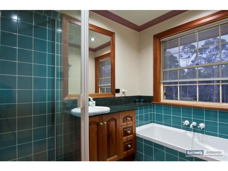 39 Spinebill Drive, Greenbank QLD 4124