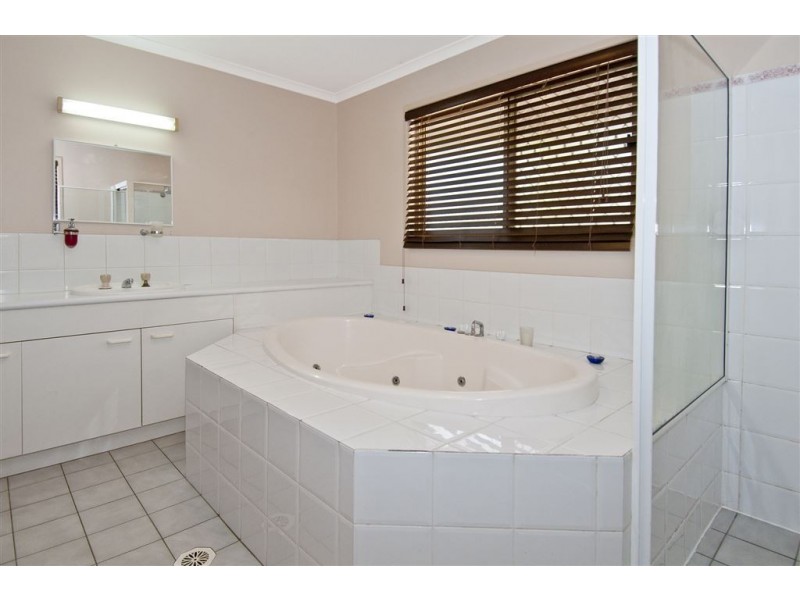 162-172 Honeyeater Drive, Greenbank QLD 4124