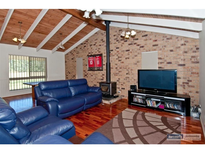 77 Jindabyne Court, Greenbank QLD 4124