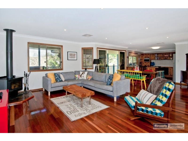 6 Scarborough Court, Mundoolun QLD 4285