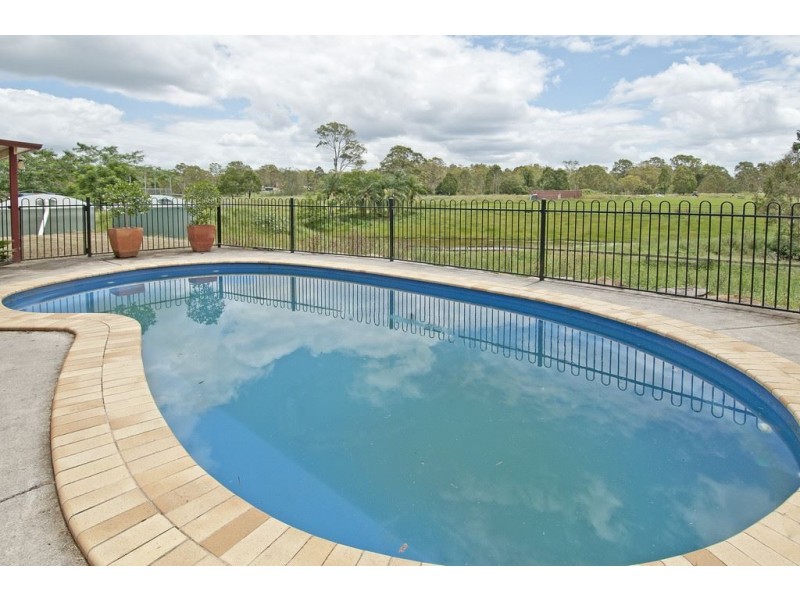 74 Vista Road, South Maclean QLD 4280