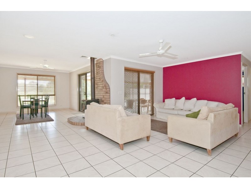 74 Vista Road, South Maclean QLD 4280