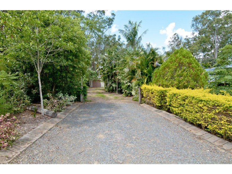 30 Errol Court, Cedar Grove QLD 4285