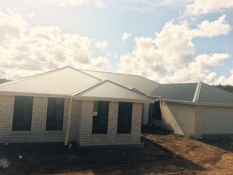 2-8 Cavell Court, Woodhill QLD 4285