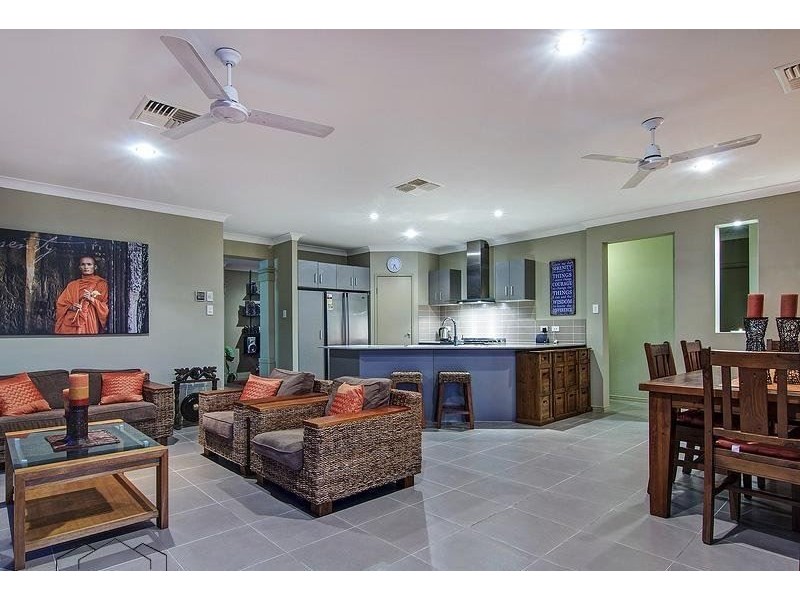 12 Moonlight Place, Jimboomba QLD 4280