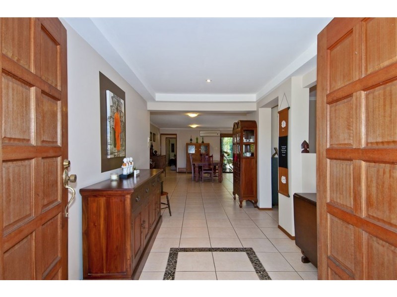 98-100 Silvereye Crescent, Greenbank QLD 4124