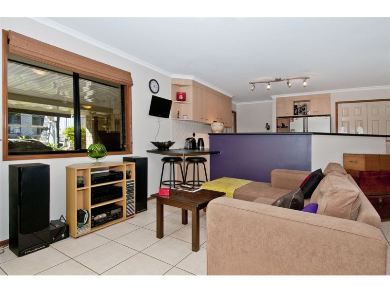 98-100 Silvereye Crescent, Greenbank QLD 4124