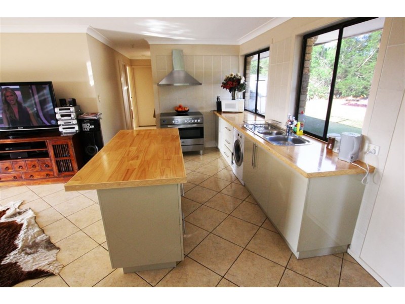 135 Trewin Road, Cedar Vale QLD 4285