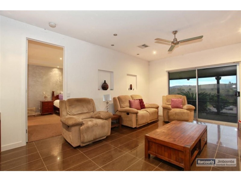 380 Kooralybn Road, Laravale QLD 4285