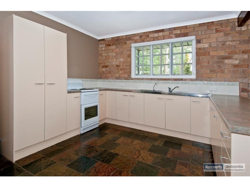 176 Sharon Drive, North Maclean QLD 4280