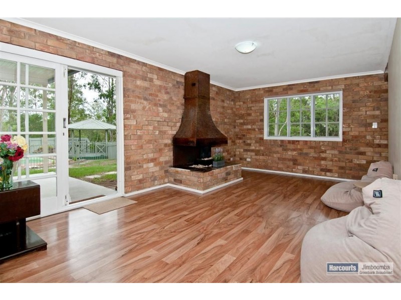 176 Sharon Drive, North Maclean QLD 4280