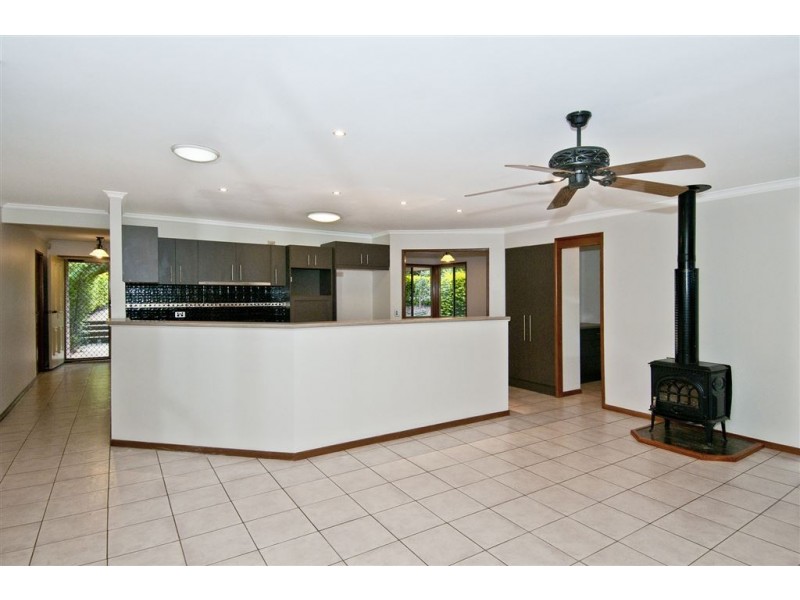 30 Errol Court, Cedar Grove QLD 4285