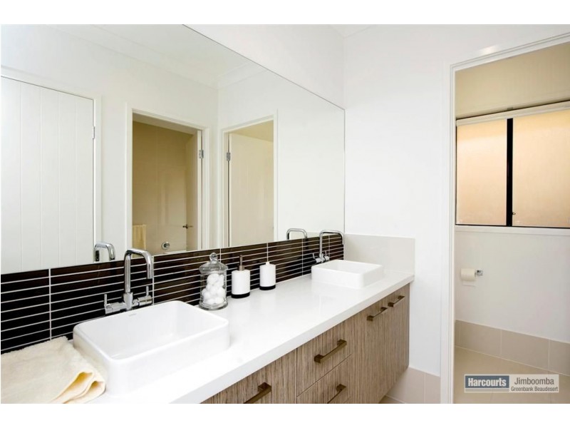 4 Wildwood Crescent, Jimboomba QLD 4280