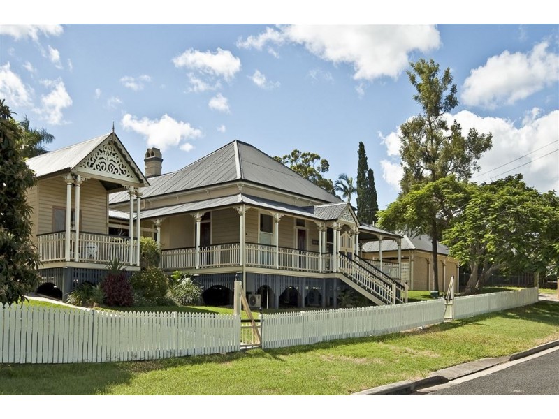 1 Johnstone Street, Sadliers Crossing QLD 4305