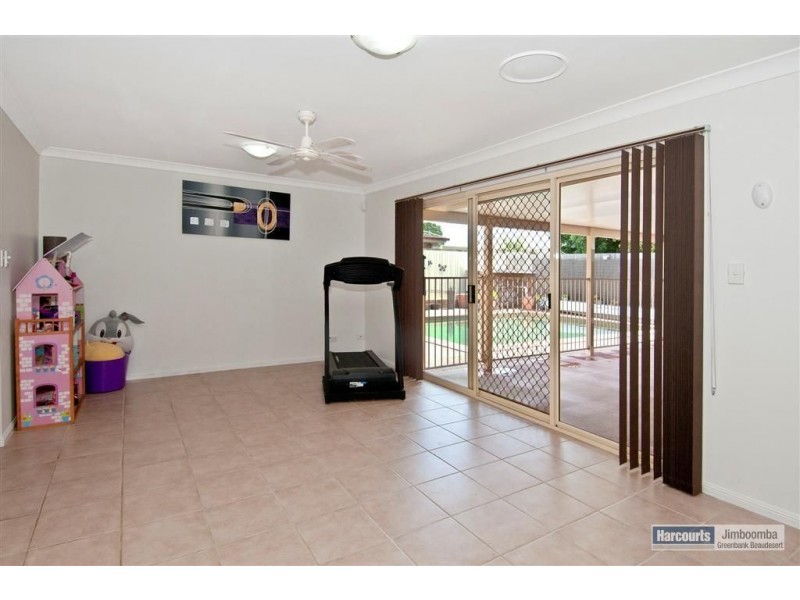 94 Lamberth Road, Regents Park QLD 4118