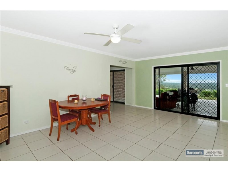39 Portsmouth Court, Mundoolun QLD 4285