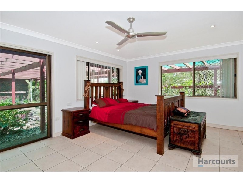 55 Rosina Road, North Maclean QLD 4280