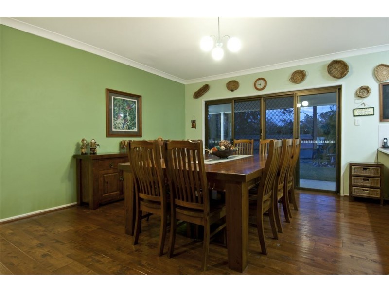 17 Gorky Place, Munruben QLD 4125