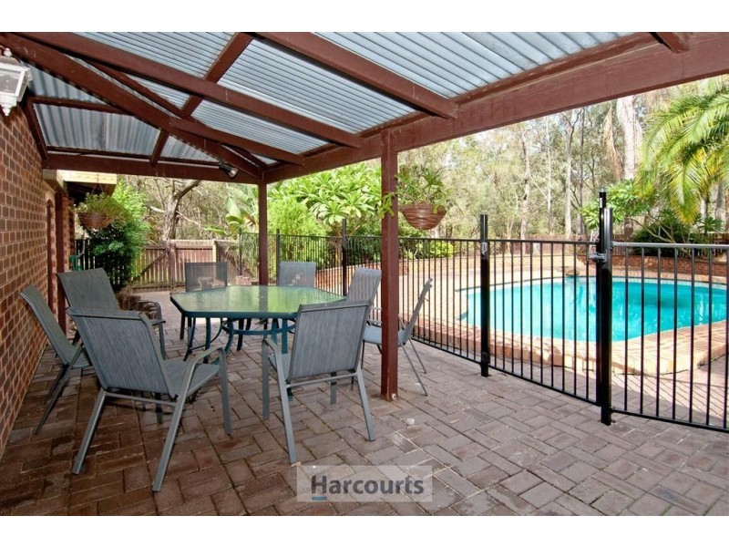 25 Dunfermline Road, North Maclean QLD 4280