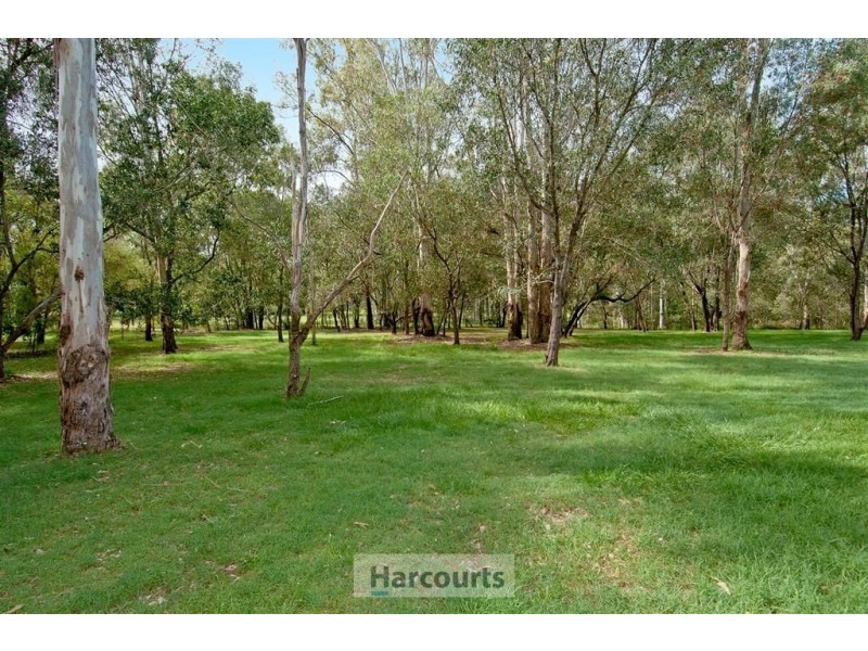 25 Dunfermline Road, North Maclean QLD 4280