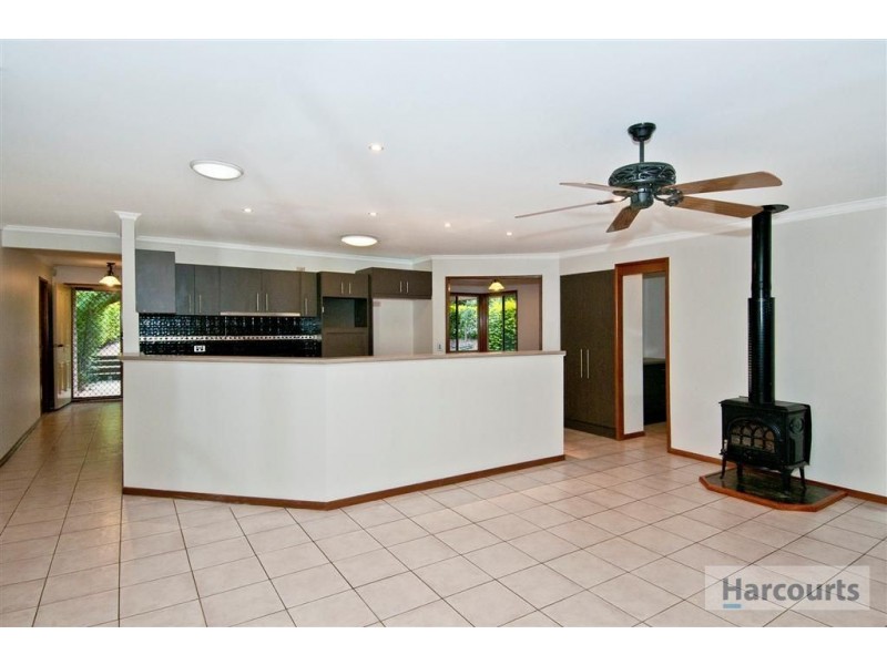 30 Errol Court, Cedar Grove QLD 4285