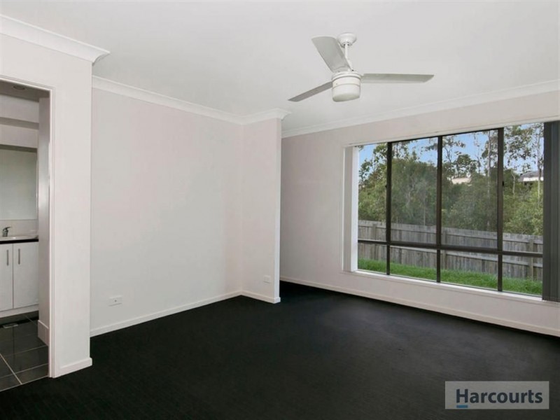 5 Ridgecrest Drive, Jimboomba QLD 4280