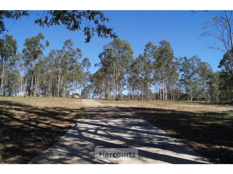 127 Begley Road, Greenbank QLD 4124