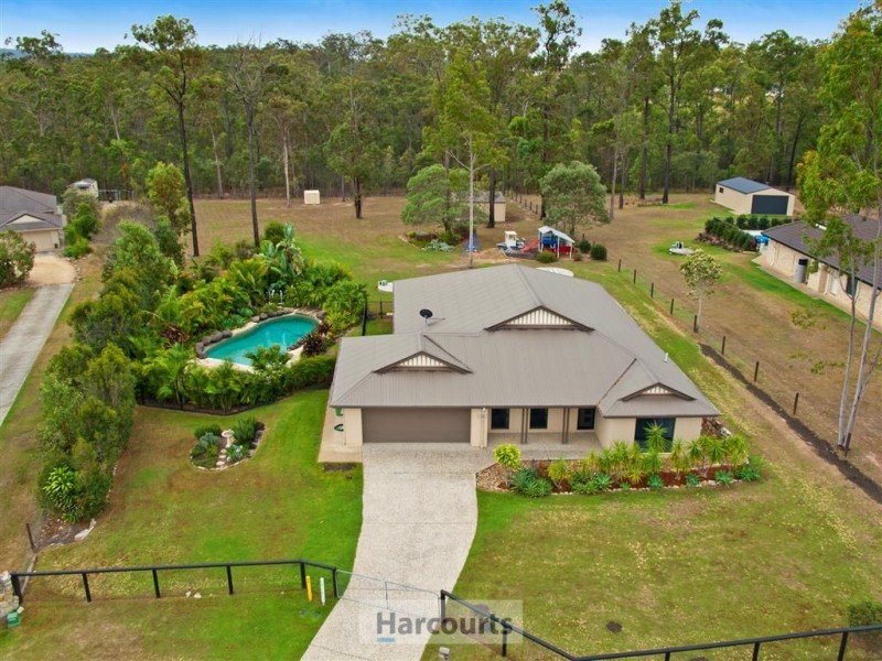 19-21 Pole Crescent, New Beith QLD 4124