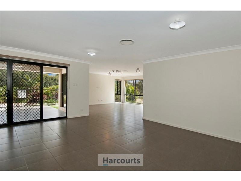 19-21 Pole Crescent, New Beith QLD 4124