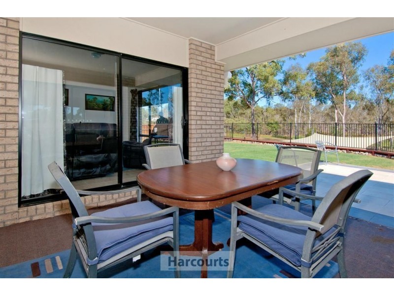 6-12 Windmill Close, New Beith QLD 4124