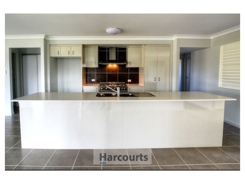 10 Woodview Court, Jimboomba QLD 4280