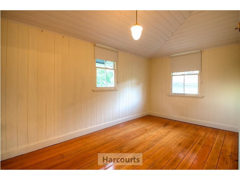 1 Johnstone Street, Sadliers Crossing QLD 4305