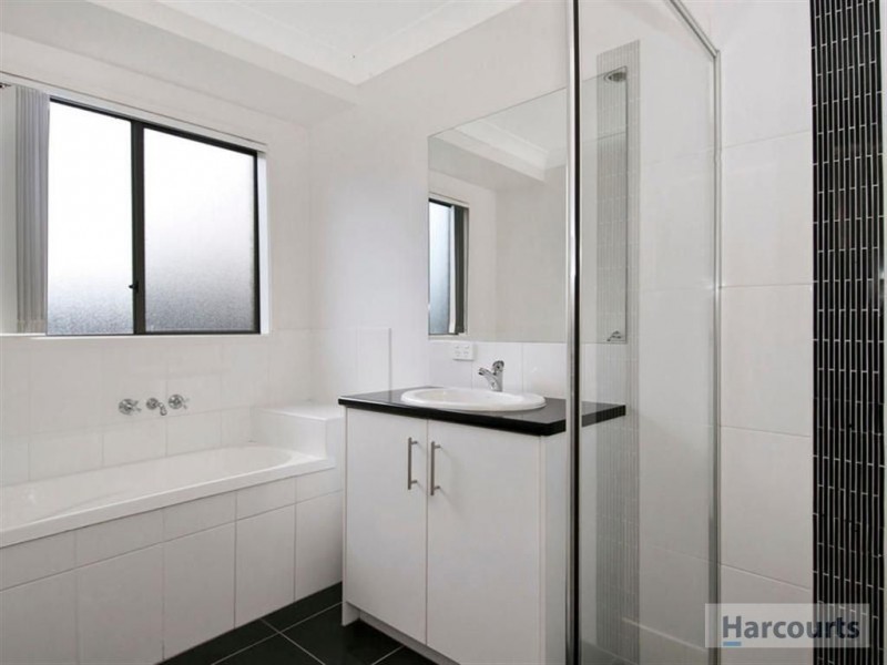 5 Ridgecrest Drive, Jimboomba QLD 4280