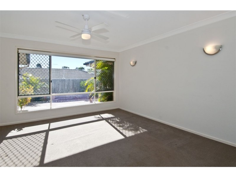 8 Sky Court, Springfield QLD 4300