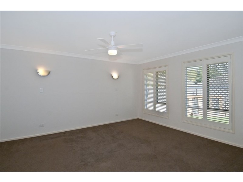 8 Sky Court, Springfield QLD 4300