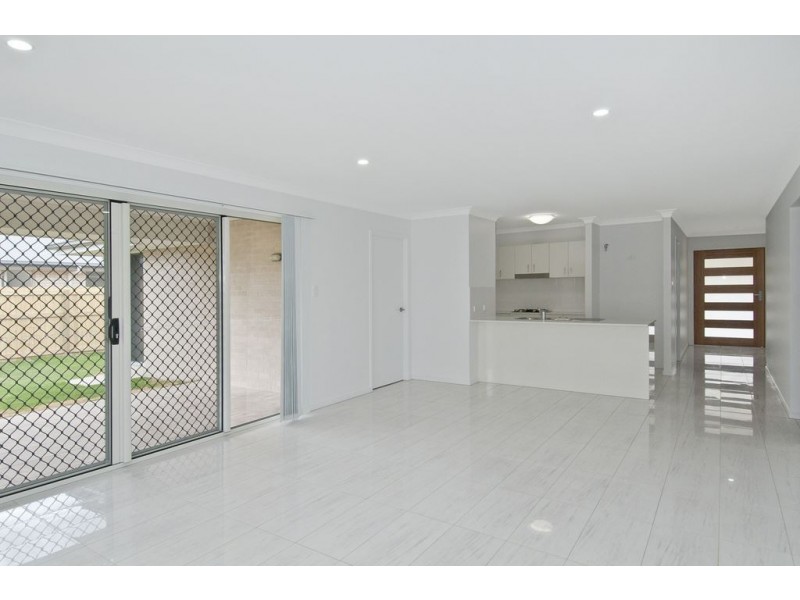 13 Birdwing Crescent, Jimboomba QLD 4280