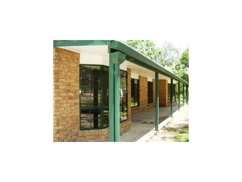 2 Sandpiper Court, Jimboomba QLD 4280