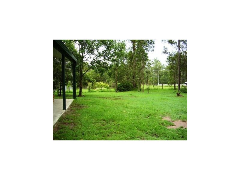 2 Sandpiper Court, Jimboomba QLD 4280