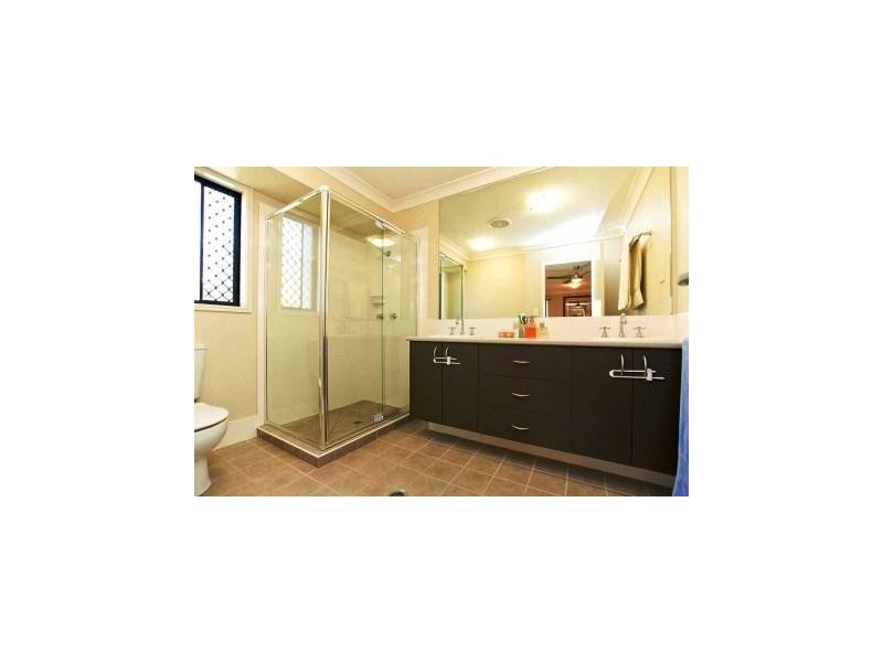 31 Blue Crane Court, New Beith QLD 4124