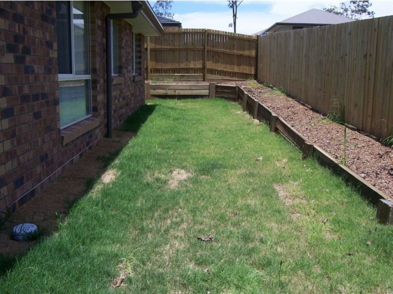 16 Creekside Crescent, Jimboomba QLD 4280