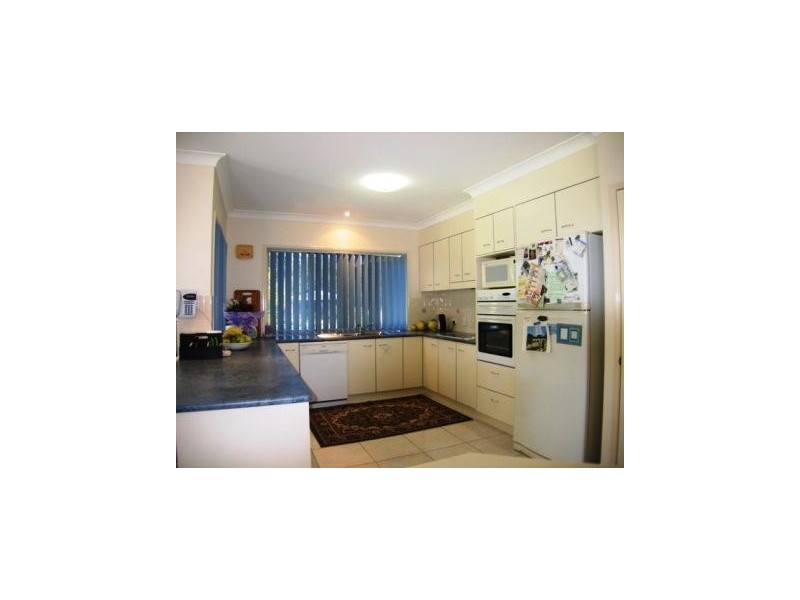5 Wendy Court, Cedar Grove QLD 4285
